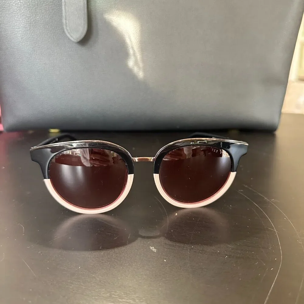 TED BAKER Two Tone Black & Pink Cat Eye Sunglasses